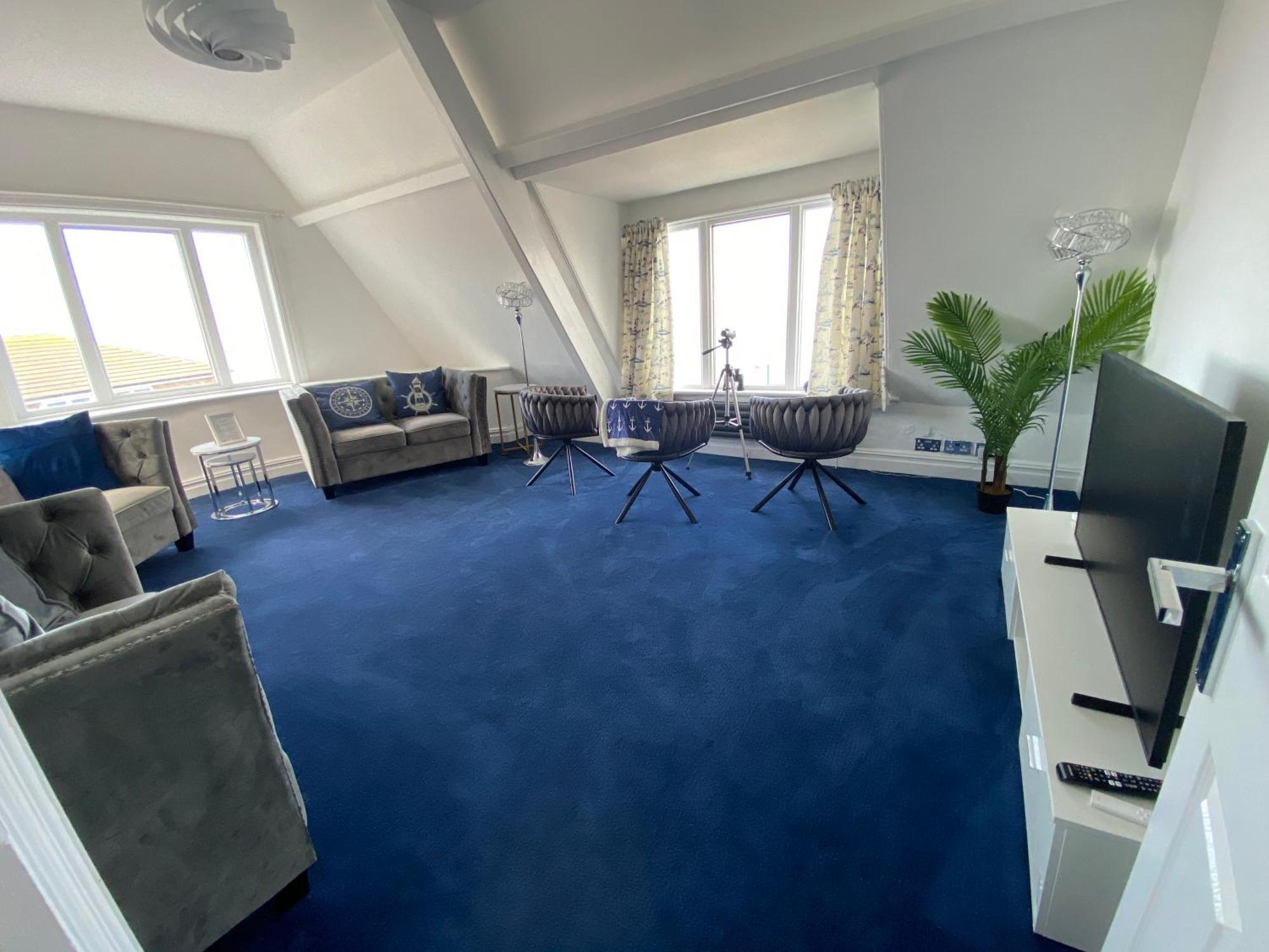 Blue Ocean Seaview Penthouse Perfectly Apartment