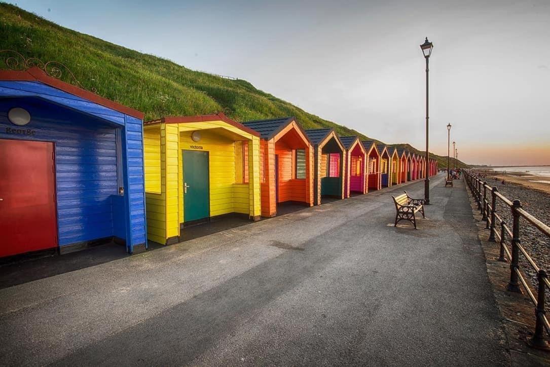 Blue Ocean Seaview Penthouse Perfectly Saltburn-by-the-Sea